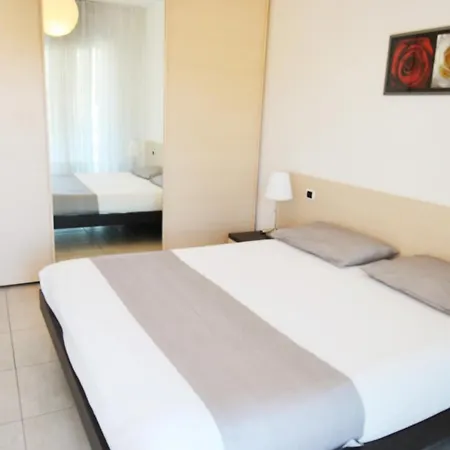 Appartamento Magica Immobiliare - Laguna Park 2/10/5 *