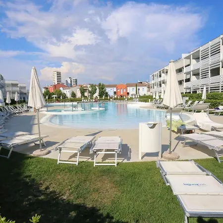 Magica Immobiliare - Laguna Park 2/10/5 Appartamento Lido di Jesolo